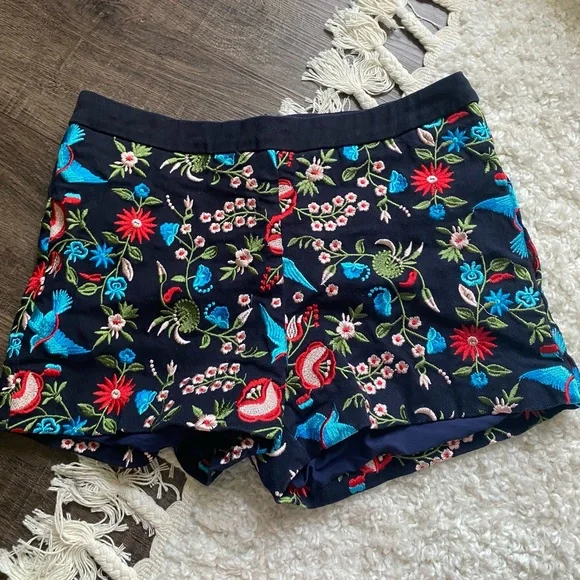 Medium embroidered shorts birds floral zipper - Picture 3 of 14